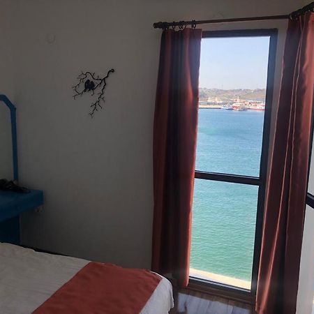Marin Hotel Çeşme Buitenkant foto
