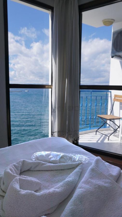 Marin Hotel Çeşme Buitenkant foto