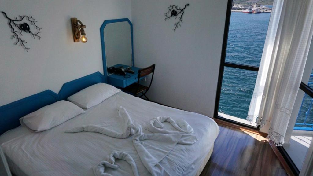 Marin Hotel Çeşme Buitenkant foto
