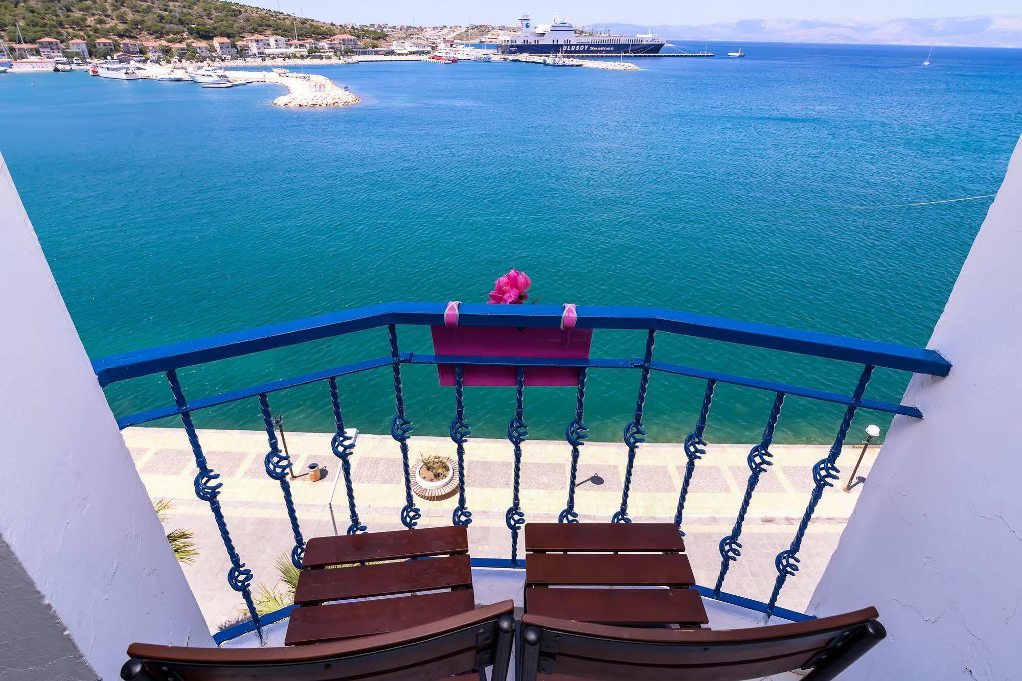 Marin Hotel Çeşme Buitenkant foto